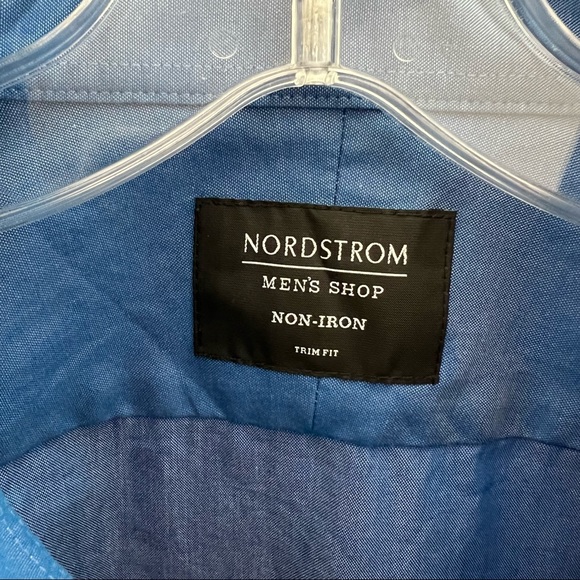 Nordstrom’s Men’s Button Down Dress Shirt Non-Iron Trim Fit - Picture 6 of 7